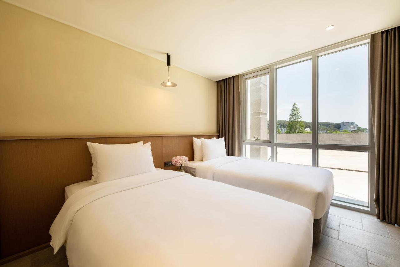The Week & Resort Инчон Экстерьер фото